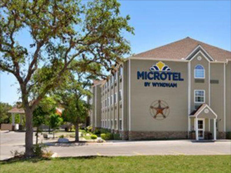 Hotel Super 8 By Wyndham San Antonio Airport North Esterno foto